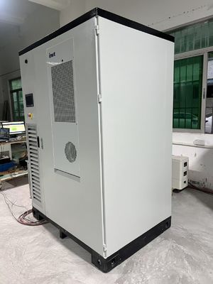 Tecnología de baterías de iones de litio Sistema de almacenamiento de energía de baterías BESS con voltaje nominal de red AC400V varía según el modelo
