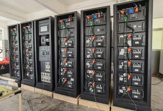 Duración del ciclo 8000 ciclos Sistema de almacenamiento de energía industrial y comercial